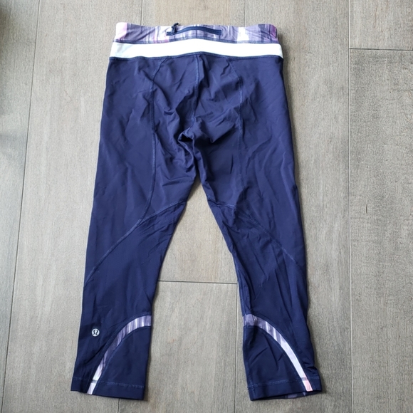 Lululemon Run Inspire Cropped Leggings - size 6 - Picture 2 of 5